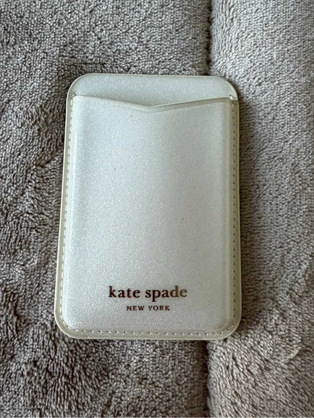 Kate Spade New York MagSafe Magnetic Wallet White Glitter Card Holder Like New